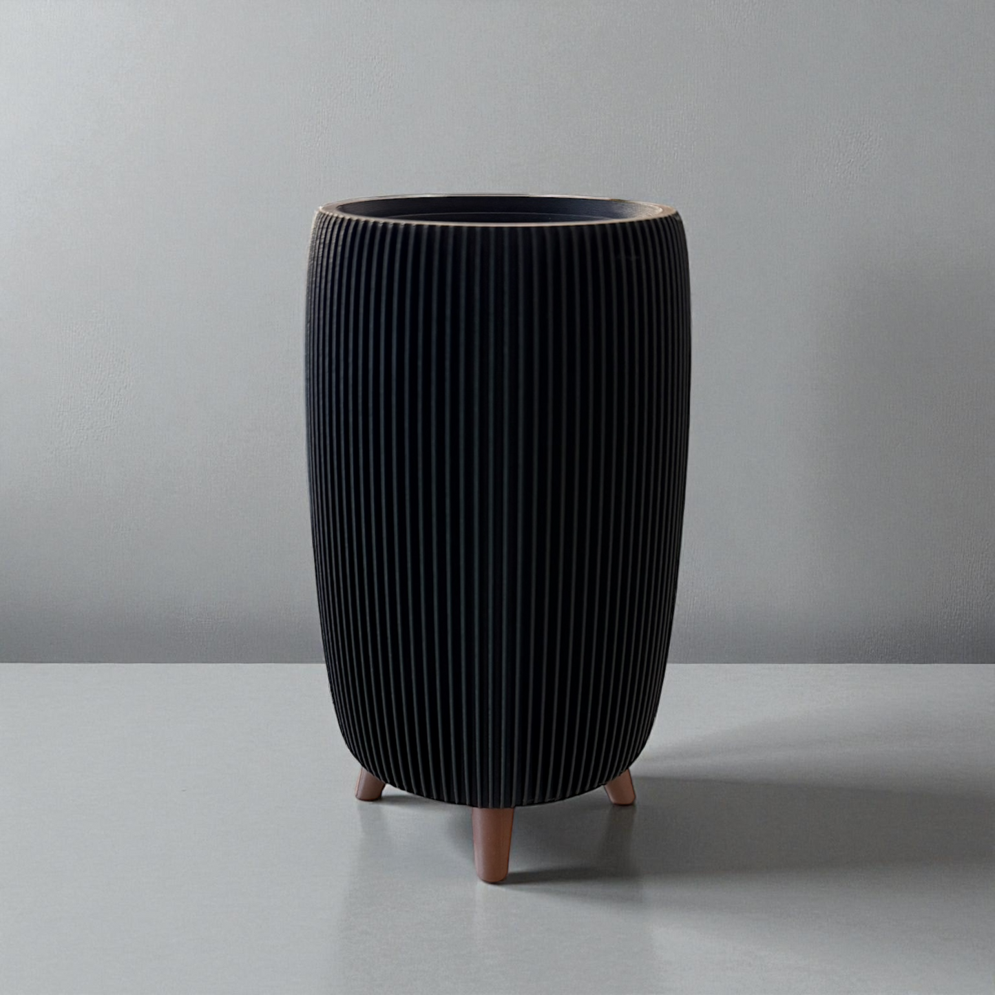 RETRO RIBBED HIGH PLANTER MATTE BLACK