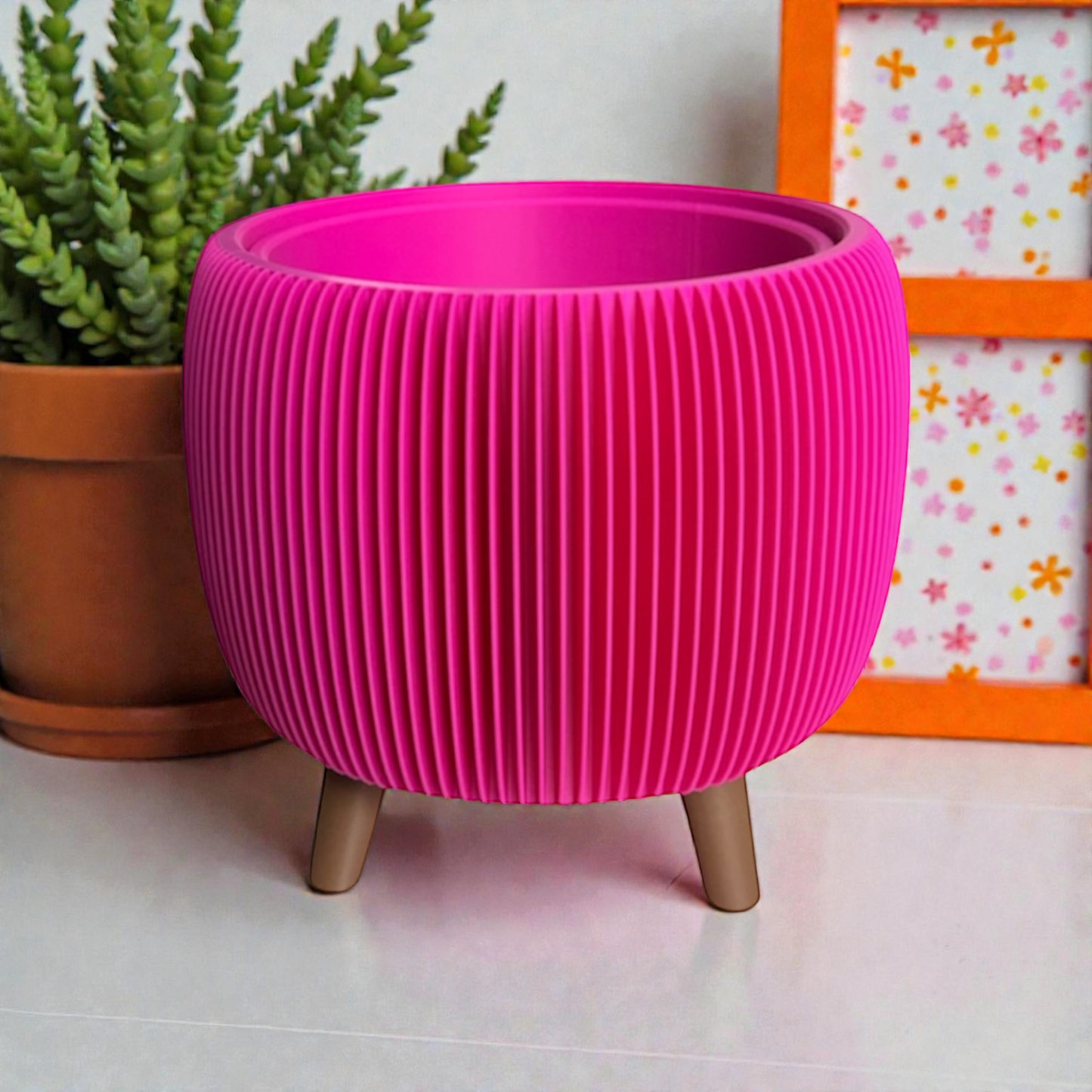 RETRO RIBBED PLANTER RASPBERRY SATIN LARGE