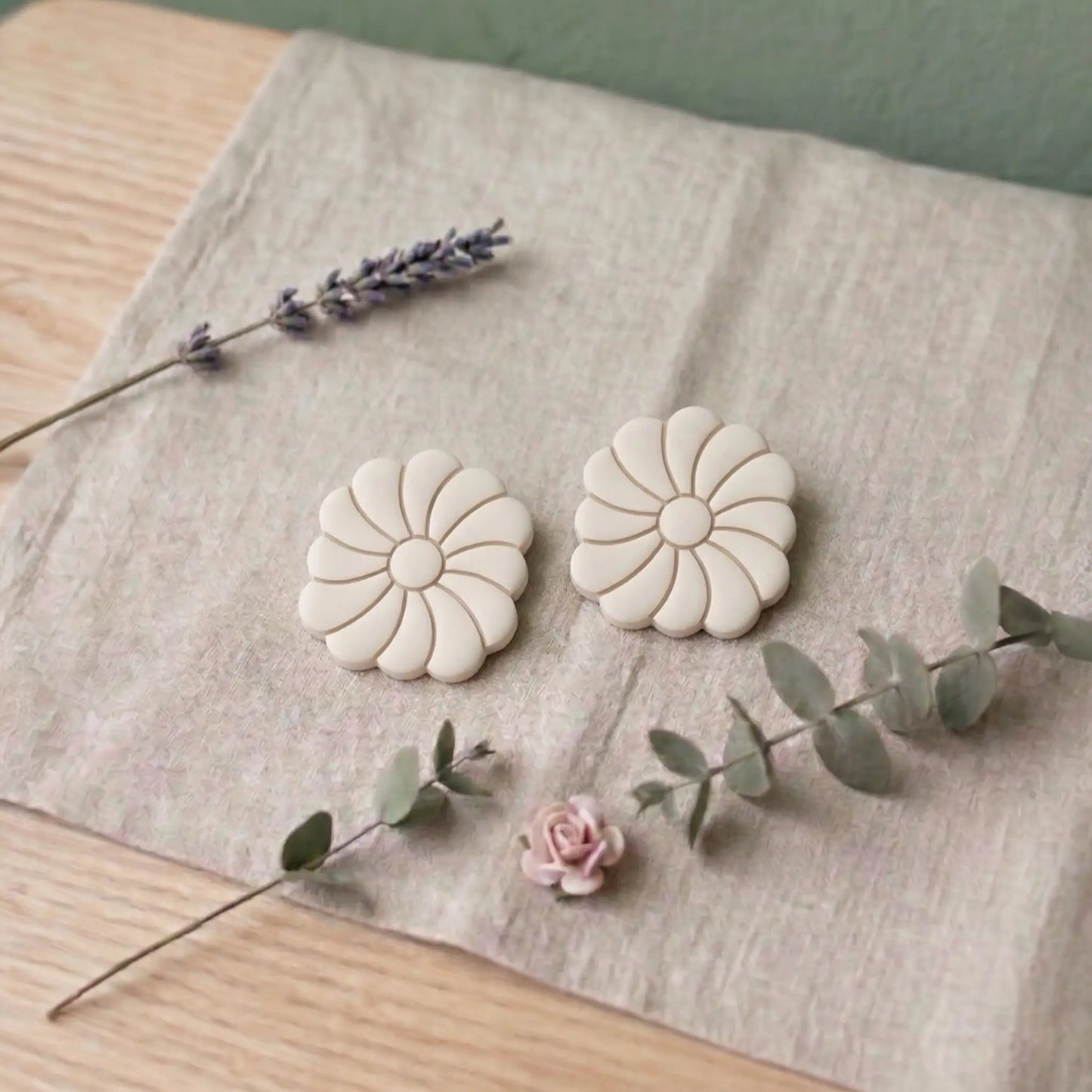 SQUARE FLOWER CUTTER Millees