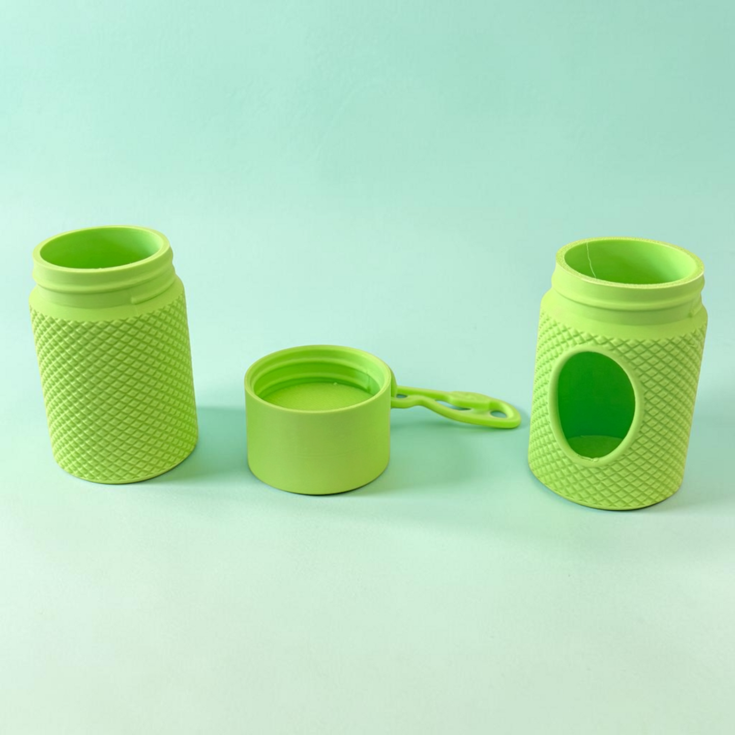 DOGGY POOP AND TREAT HOLDER GREEN